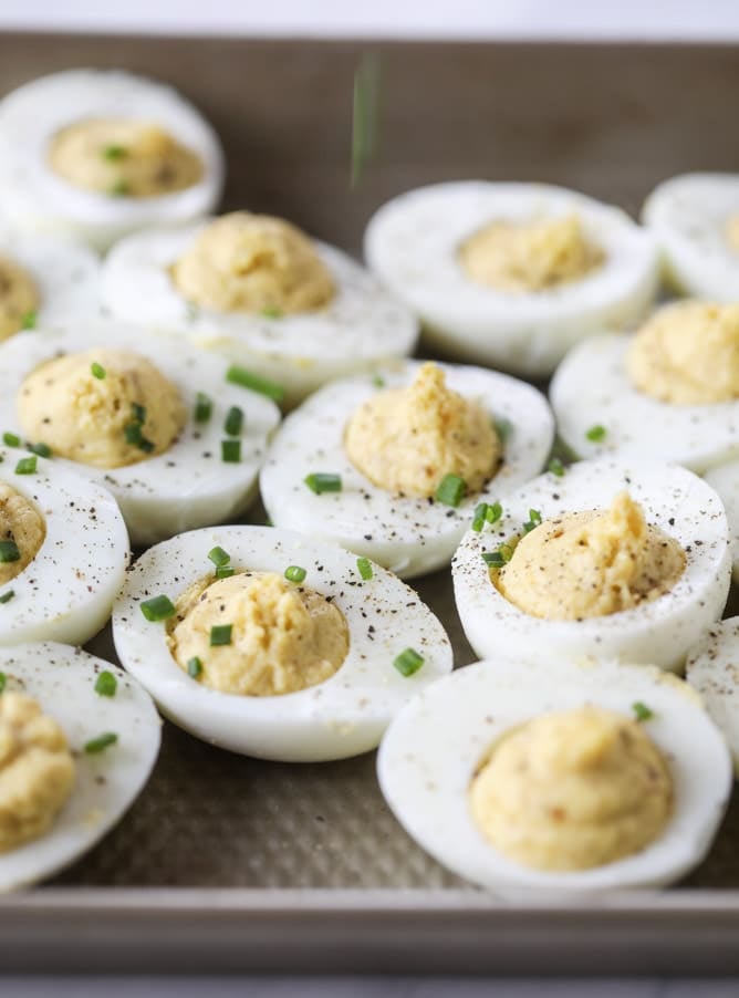 french onion deviled eggs I howsweeteats.com #deviledeggs #frenchonion #easter #egg #recipes