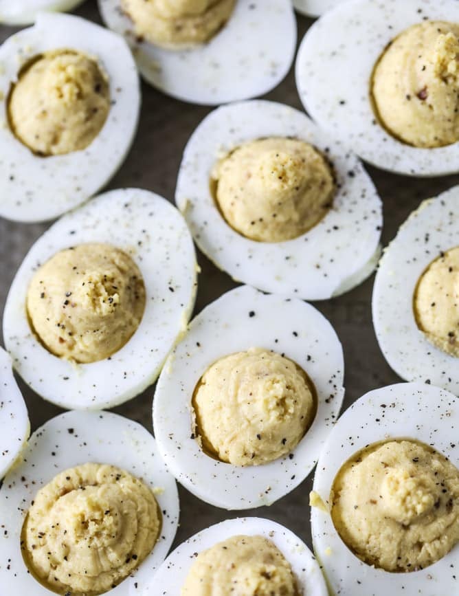 french onion deviled eggs I howsweeteats.com #deviledeggs #frenchonion #easter #egg #recipes