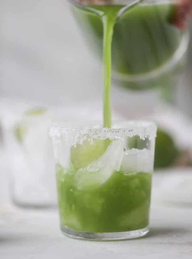 golden green goddess margaritas I howsweeteats.com #greengoddess #margaritas #saintpatricksday #cocktails #golfleaf