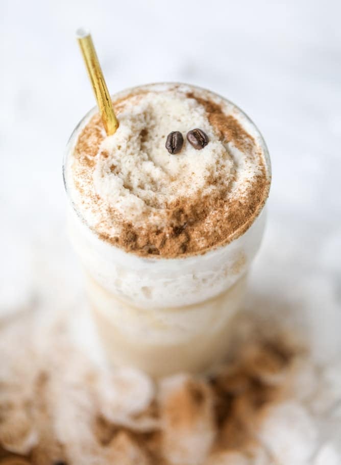 frozen irish cream cappuccinos I howsweeteats.com #coffee #frappuccino #cappuccino #frozen #irishcream #baileys