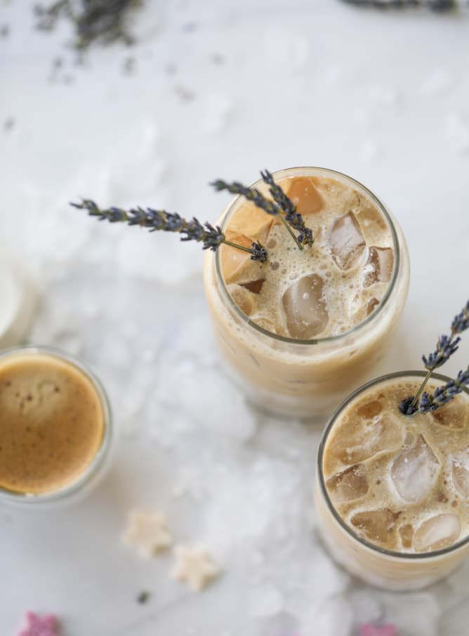 lavender vanilla iced lattes I howsweeteats.com #lavender #vanilla #icedcoffee #latte #coldbrew