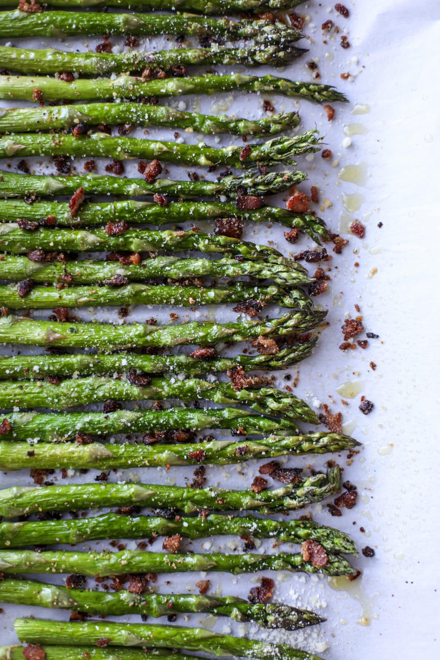 The Pretty Dish Book Club I howsweeteats.com