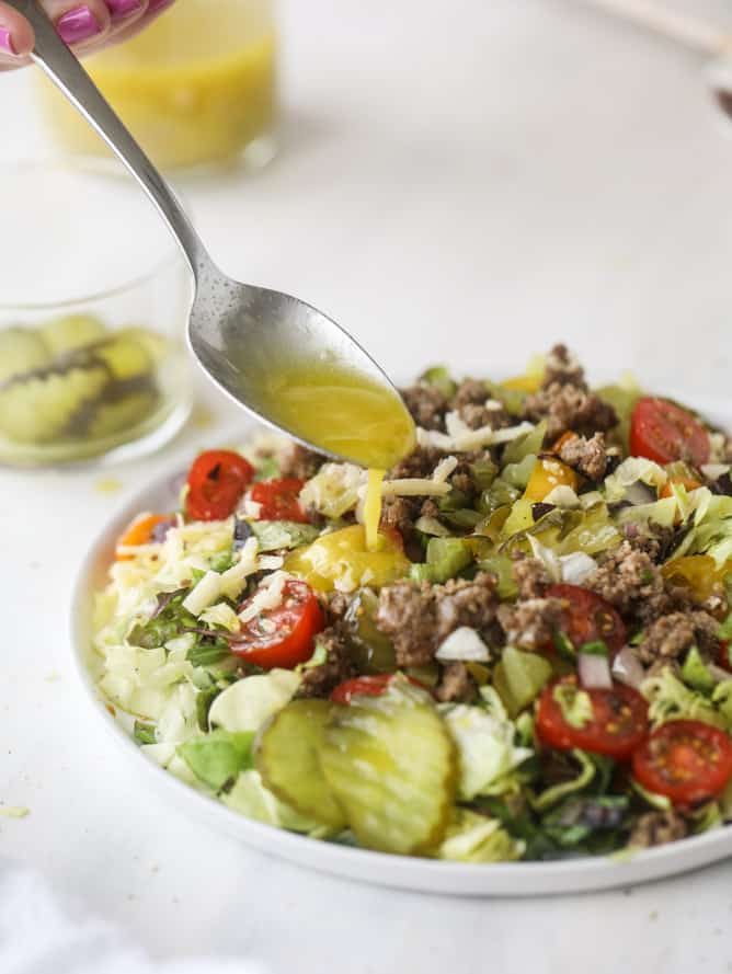 cheeseburger chopped salad I howsweeteats.com #cheeseburger #chopped #salad #dill #pickle #dressing