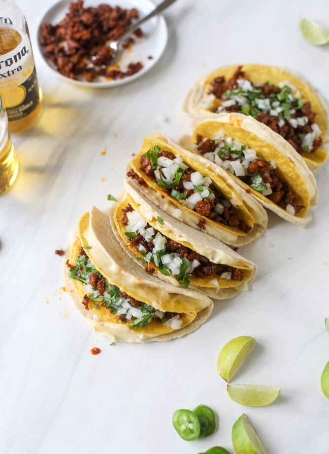 queso fundido tacos I howsweeteats.com #tacos #chorizo #queso #quesofundido