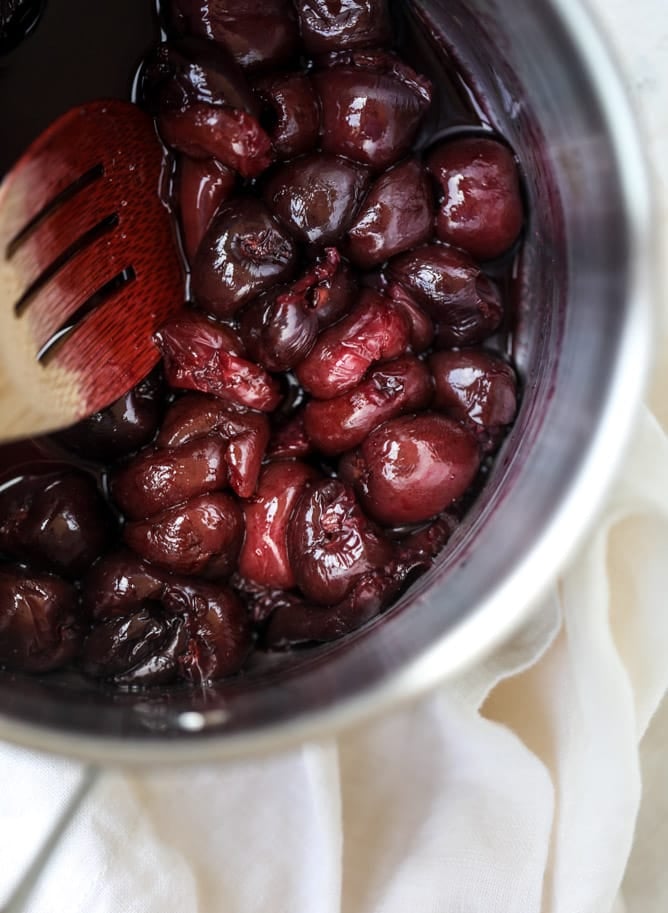fresh cherry lime vodka sodas I howsweeteats.com #cherry #lime #vodka #soda #cocktails #summer