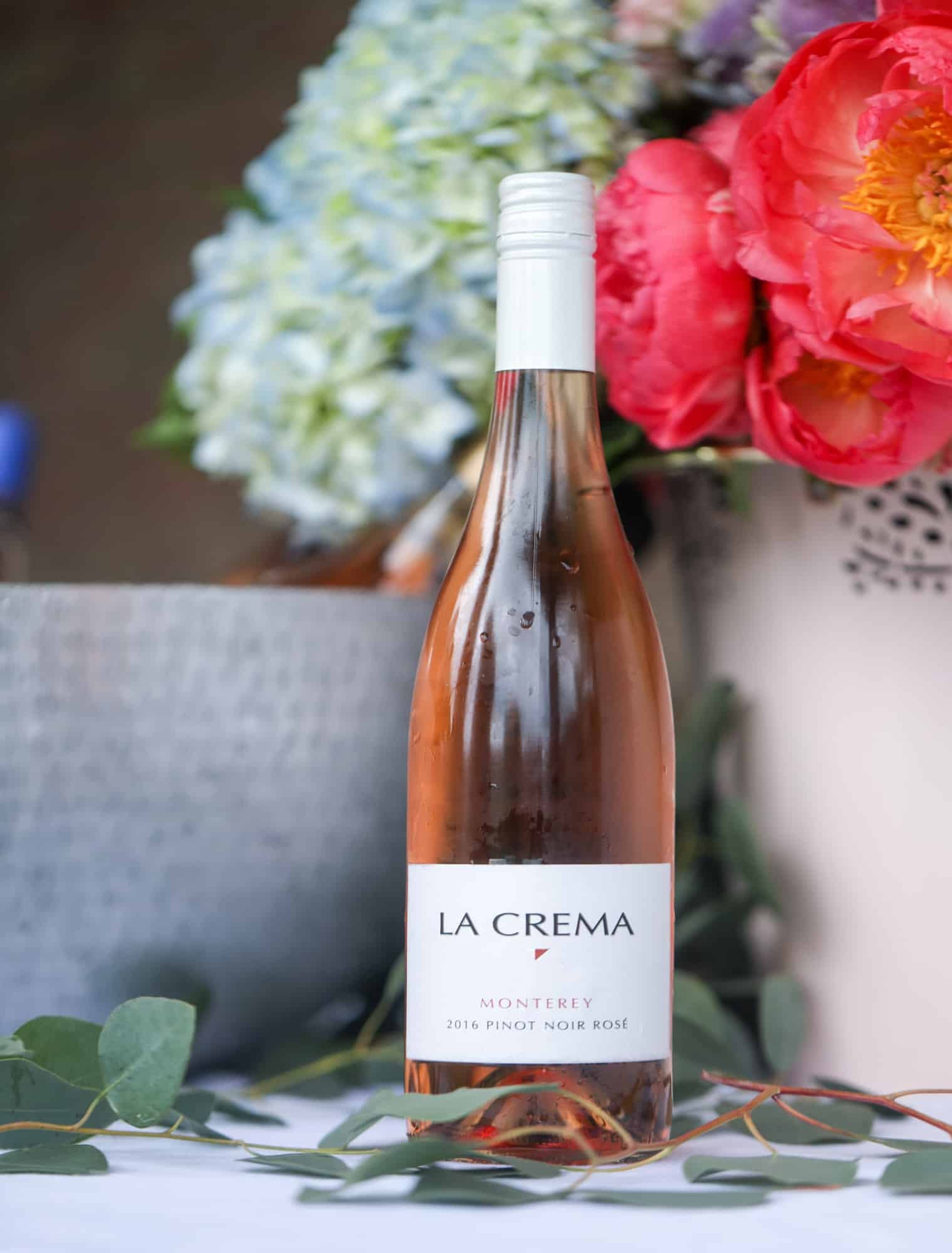 The best rosé to drink - all here in one epic summer guide for you! I'm sharing my personal favorite top ten rosé wines to drink in summer 2018, along with the perfect cheese board and snacks to go with. I howsweeteats.com #rosé #rose #summer #2018 #cheeseboard