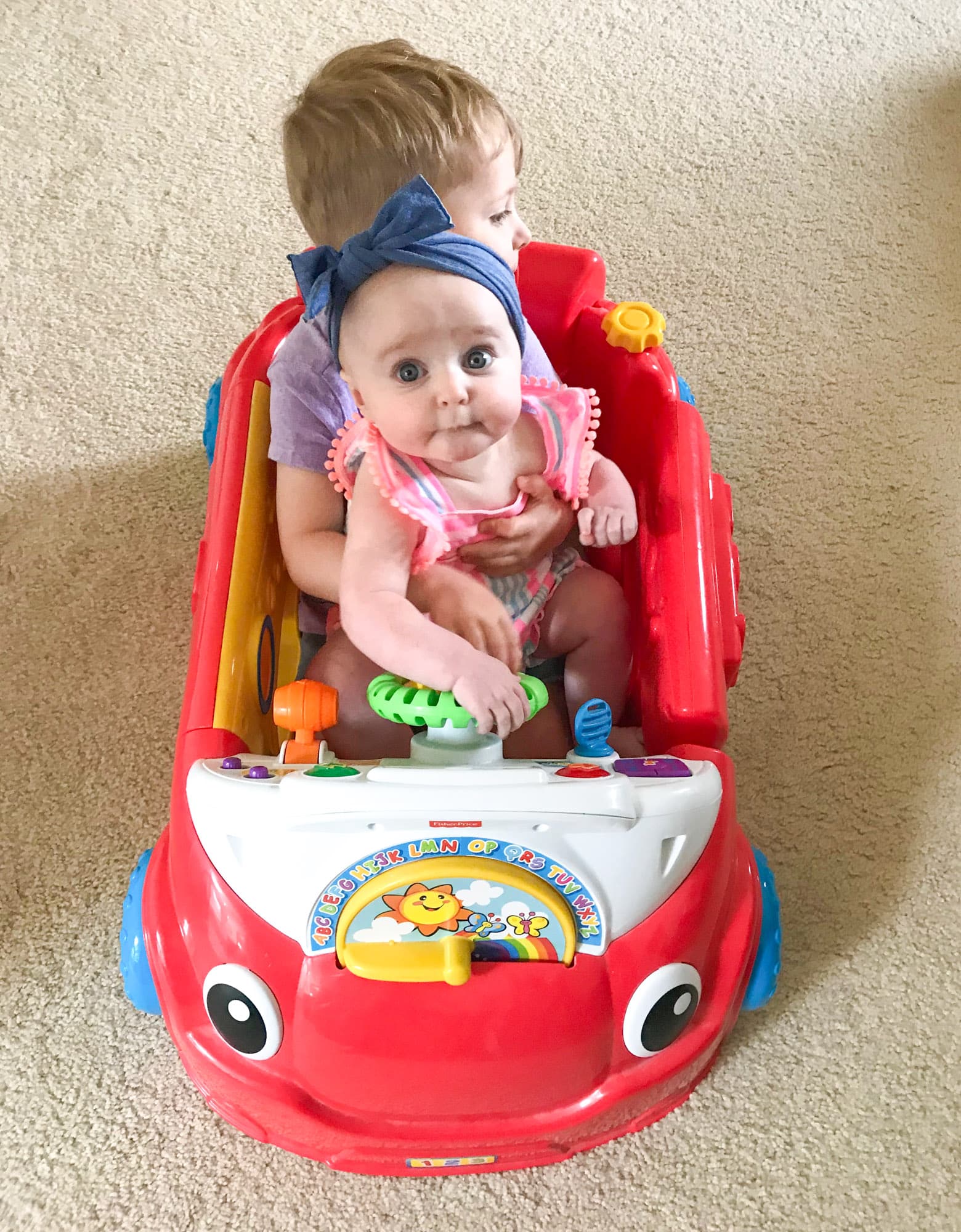 emilia at 8 months I howsweeteats.com