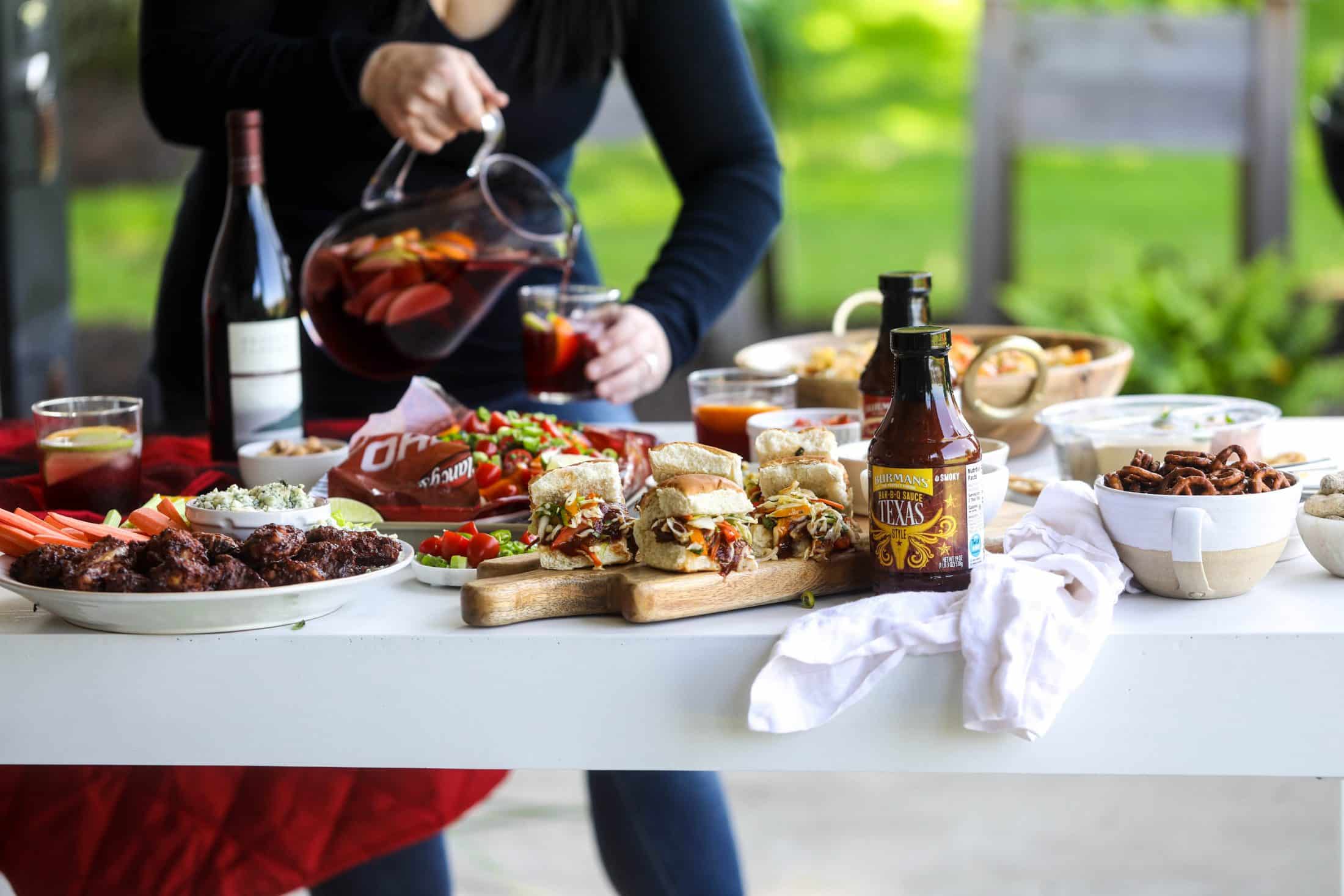 I show you how to create a perfect tailgate snack spread with ALDI! It's super easy, quick, affordable and obviously delicious!