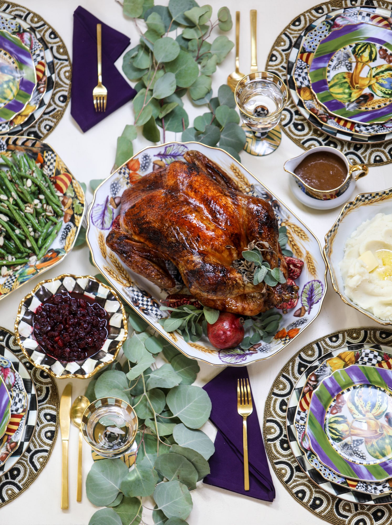 Right here I'm sharing the best thanksgiving recipes you can find! Over 100 of my favorite recipes from salads and apps to dessert and cocktails.