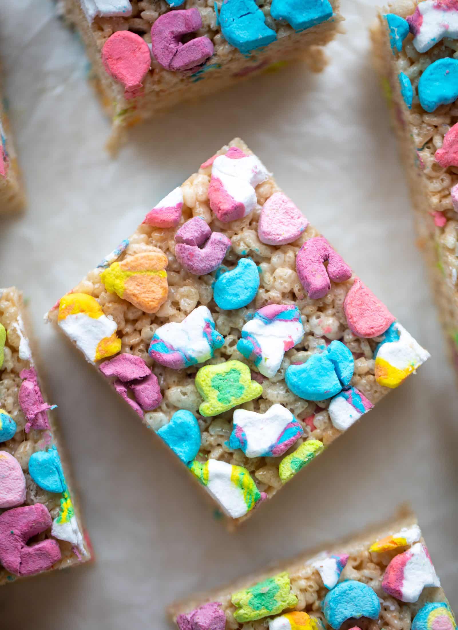 These lucky charms rice krispie treats are a throwback recipe to one of my favorite childhood treats! Here's a little festive twist for Saint Patrick's Day.