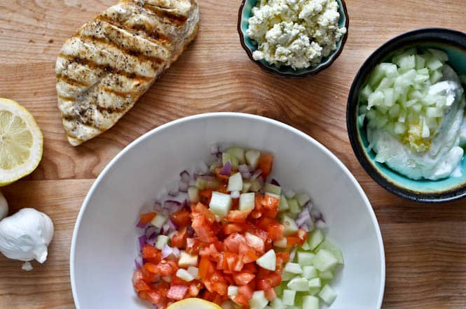 Greek Grilled Chicken Salad I howsweeteats.com Greek Grilled Chicken Salad I howsweeteats.com