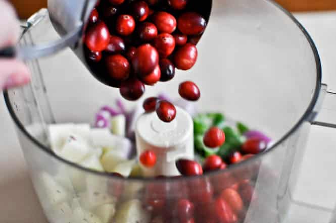 Cranberry Pear Salsa I howsweeteats.com Cranberry Pear Salsa I howsweeteats.com