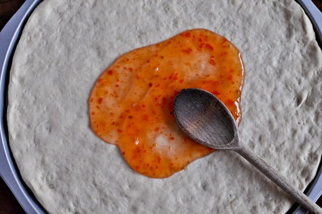 Thai Chicken Pizza I howsweeteats.com Thai Chicken Pizza I howsweeteats.com