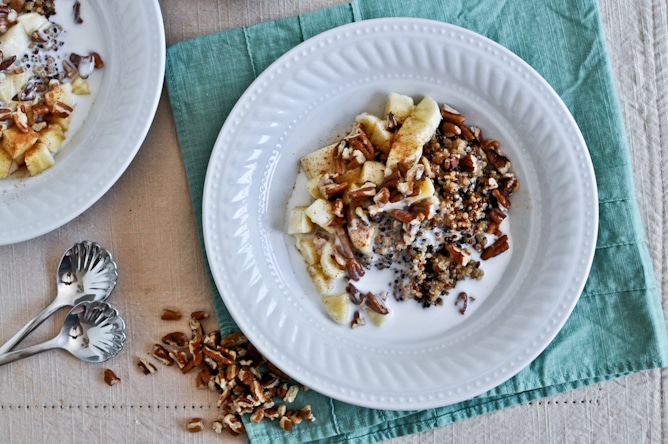 Breakfast Quinoa I howsweetetas.com Breakfast Quinoa I howsweetetas.com