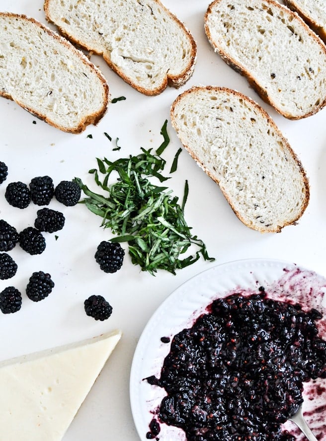 Grilled Fontina + Blackberry Basil Smash Sandwiches I howsweeteats.com Grilled Fontina + Blackberry Basil Smash Sandwiches I howsweeteats.com