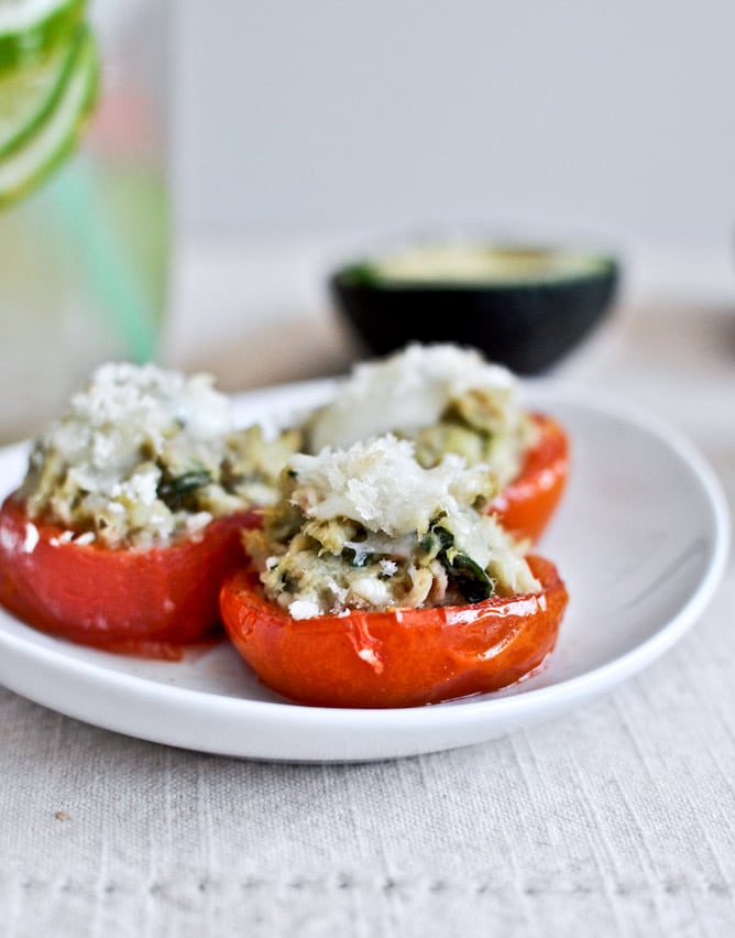 Mini Roasted Tomato Cups with Avocado, White Bean + Tuna Mash I howsweeteats.com Mini Roasted Tomato Cups with Avocado, White Bean + Tuna Mash I howsweeteats.com