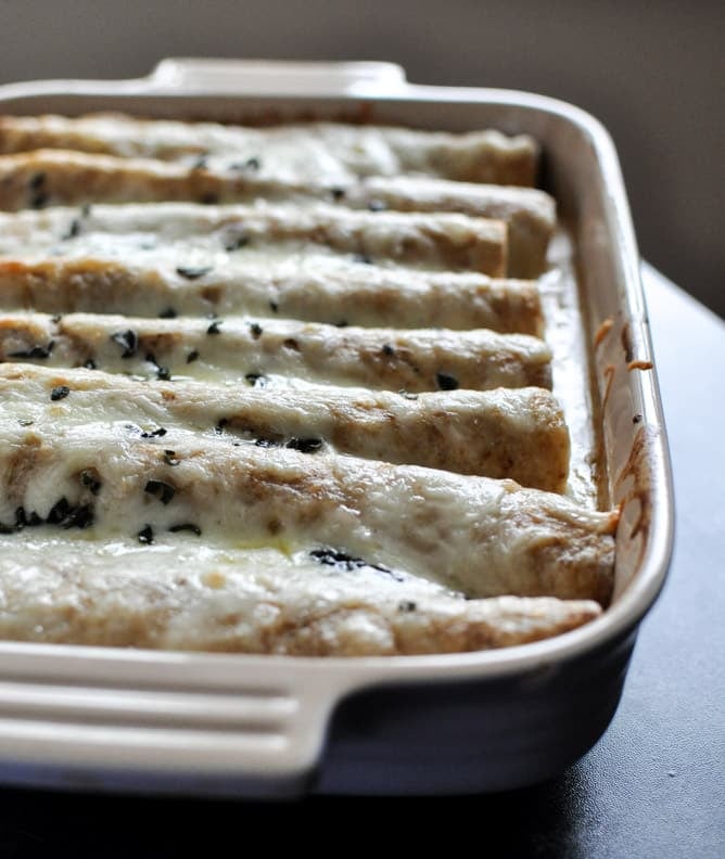 Butternut Squash Enchiladas I howsweeteats.com Butternut Squash Enchiladas I howsweeteats.com