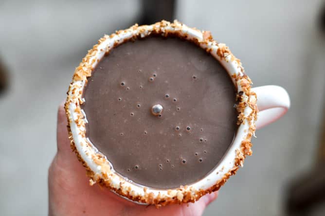 Crockpot Coconut Hot Chocolate I howsweeteats.com Crockpot Coconut Hot Chocolate I howsweeteats.com