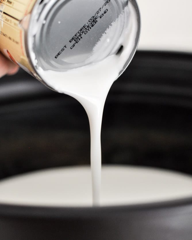 Crockpot Coconut Hot Chocolate I howsweeteats.com Crockpot Coconut Hot Chocolate I howsweeteats.com