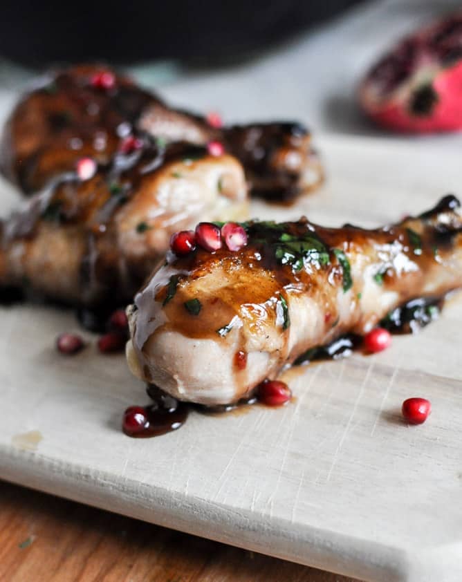 Sweet and Sticky Pomegranate Chicken I howsweeteats.com Sweet and Sticky Pomegranate Chicken I howsweeteats.com