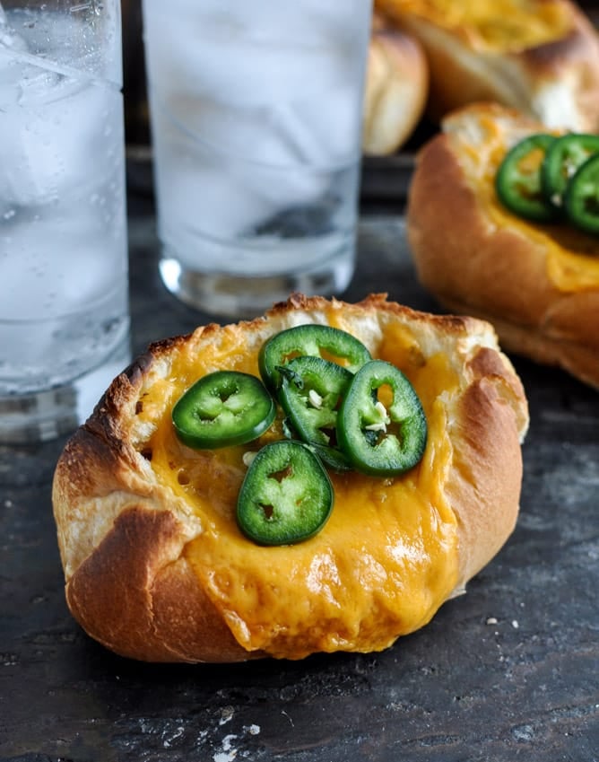Jalapeño Cheddar Chicken Meatball Sandwiches I howsweeteats.com
