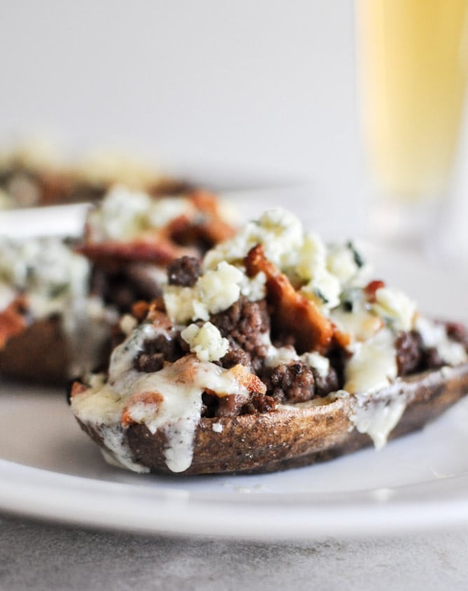 Bacon Blue Cheeseburger Potato Skins I howsweeteats.com Bacon Blue Cheeseburger Potato Skins I howsweeteats.com