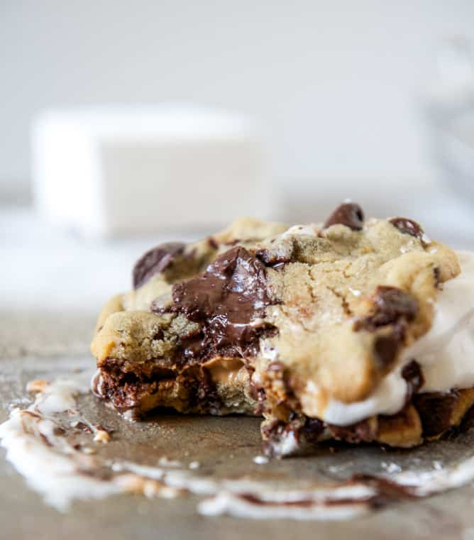 Chocolate Chip Cookie Peanut Butter S'mores I howsweeteats.com
