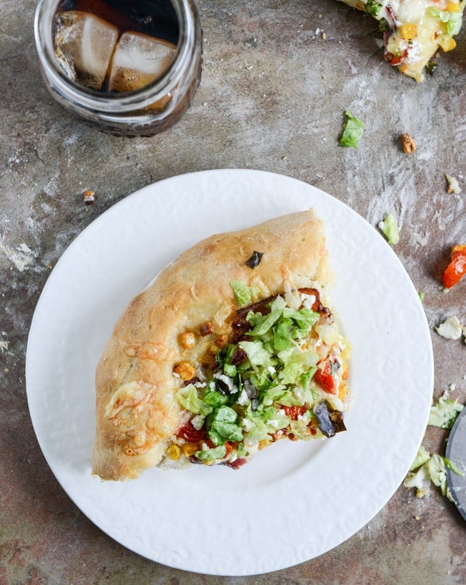 BLT Pizza with Grilled Corn + Crumbled Feta I howsweeteats.com