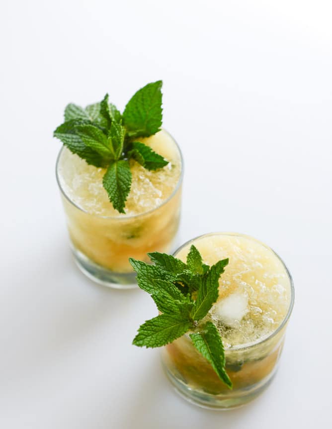 pineapple mint juleps I howsweeteats.com