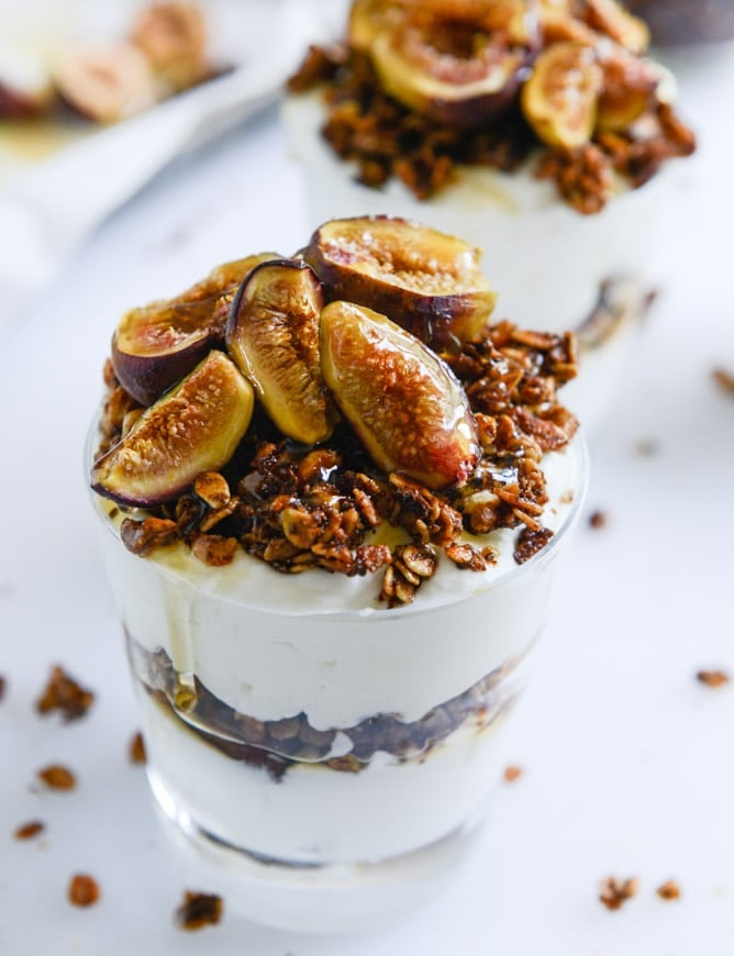 salted bourbon vanilla granola and caramelized fig parfaits I howsweeteats.com