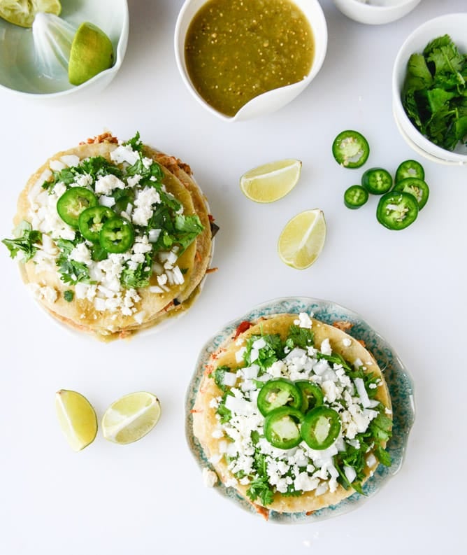 roasted chipotle chicken taco stacks I howsweeteats.com