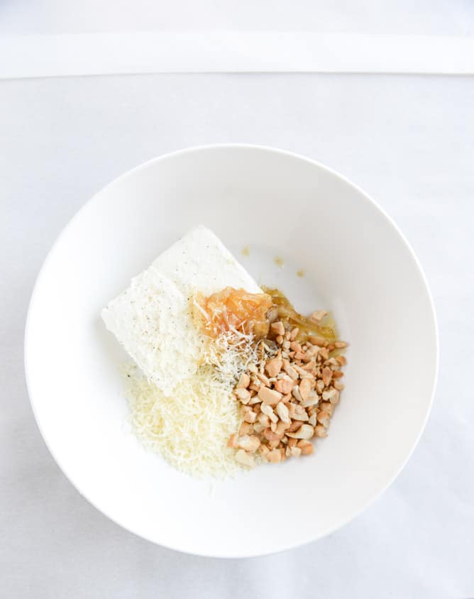 how to make a killer cheese plate I howsweeteats.com