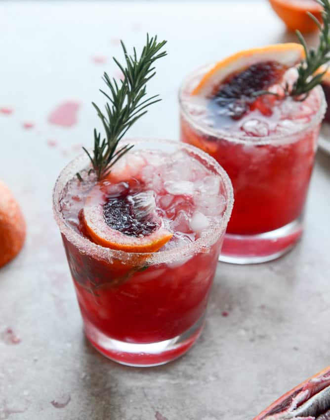 blood orange bourbon smash with spicy vanilla sugar I howsweeteats.com