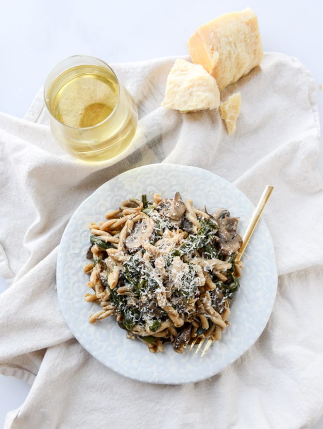 one pot brown butter mushroom pasta I howsweeteats.com