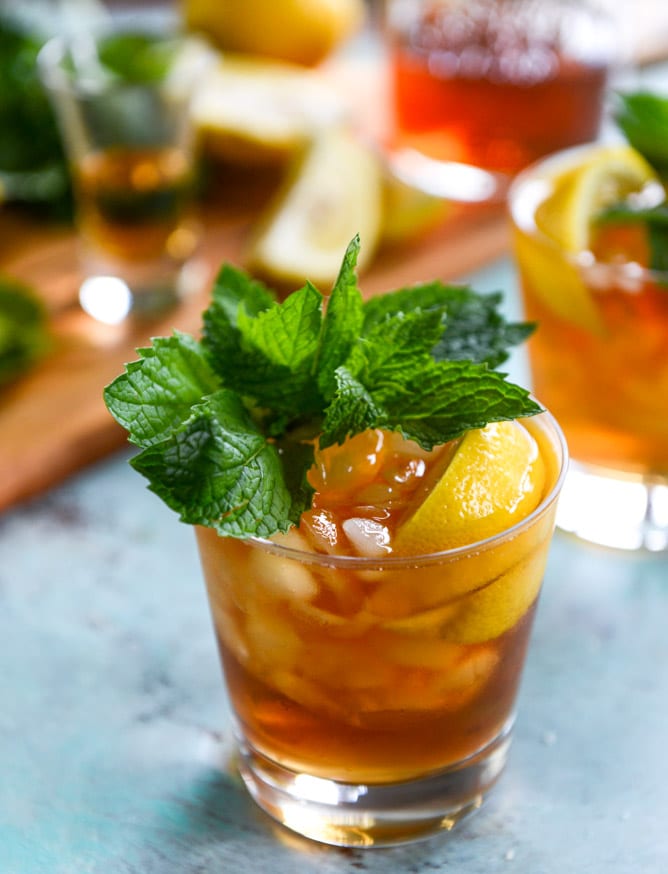 bourbon mint iced tea I howsweeteats.com