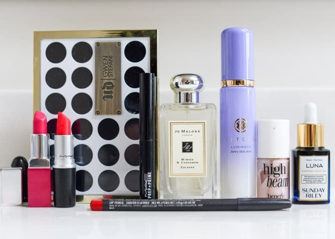 december beauty favorites I howsweeteats.com