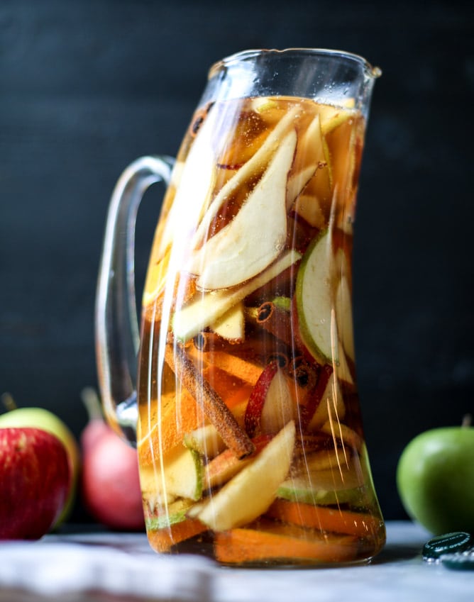 cider beer sangria I howsweeteats.com 