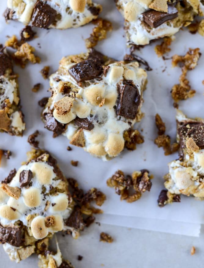 chocolate chip s'mores barsI howsweeteats.com