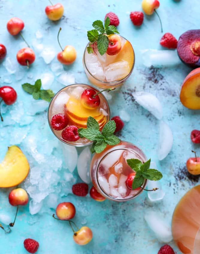 sparkling peach cider I howsweeteats.com 