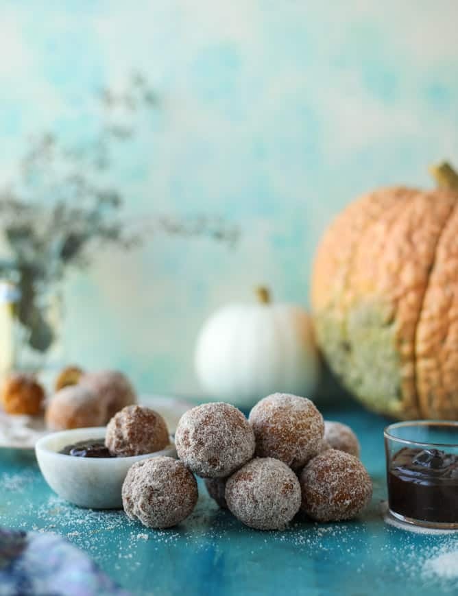 pumpkin doughnut holes with hot fudge I howsweeteats.com