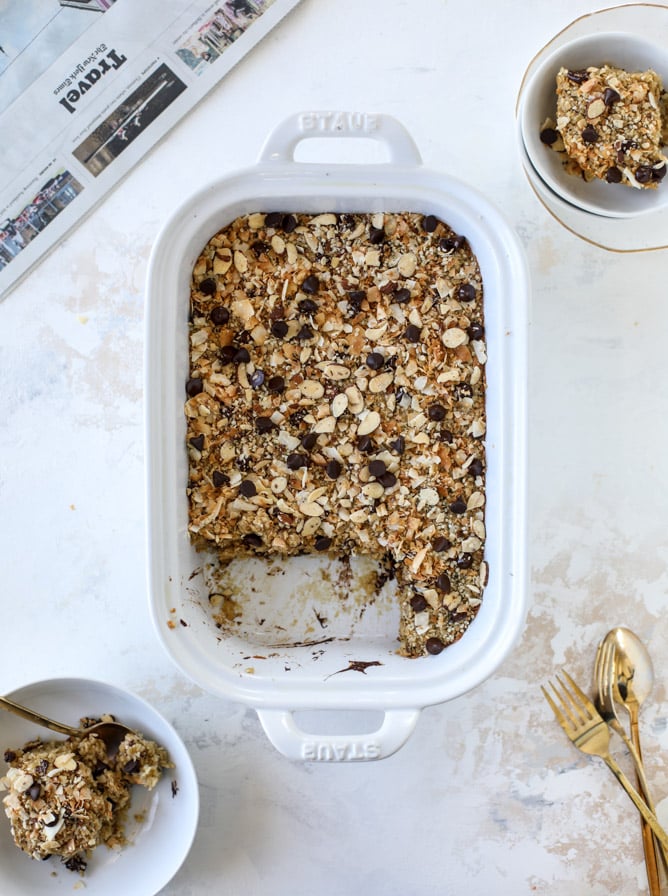 best ever baked oatmeal I howsweeteats.com #baked #oatmeal #breakfast #brunch