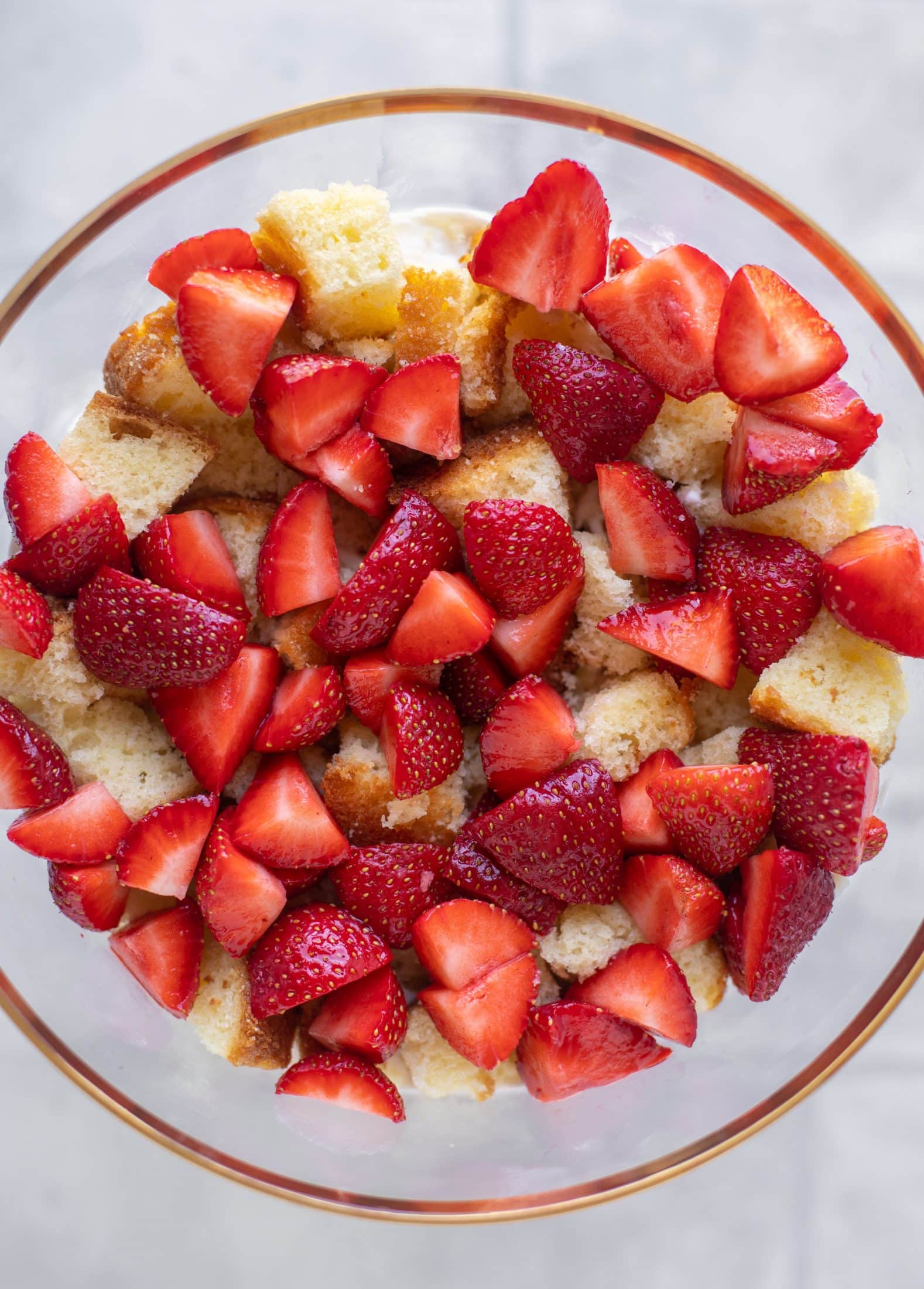 layered strawberries and pound cake
