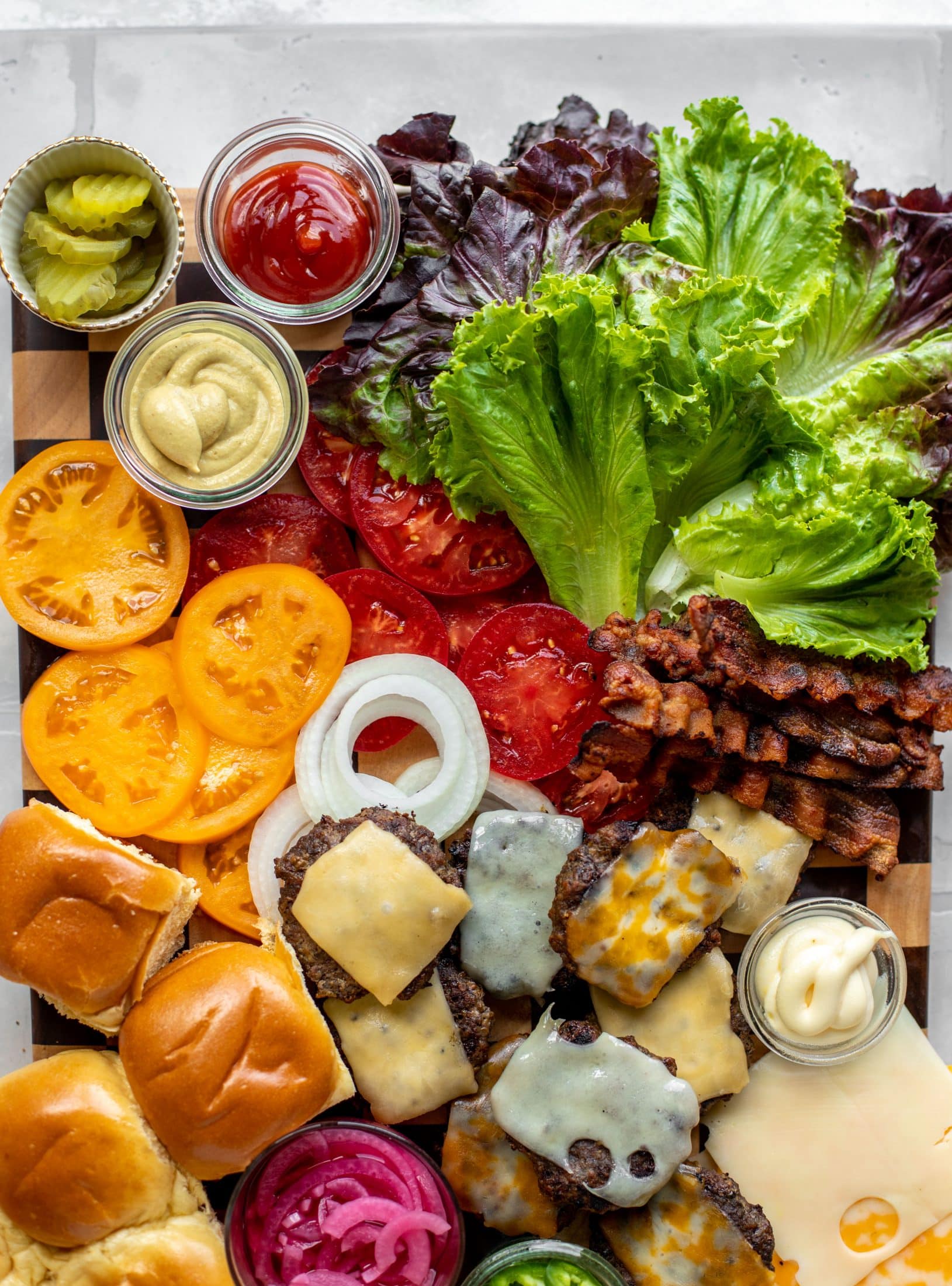 how to build a burger bar
