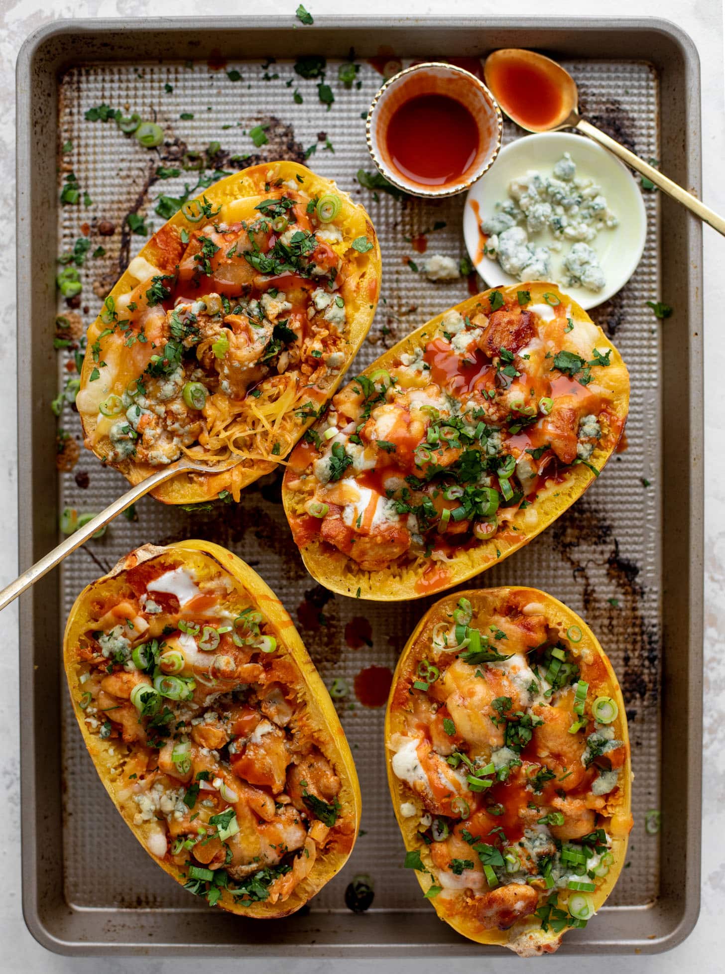 buffalo chicken spaghetti squash