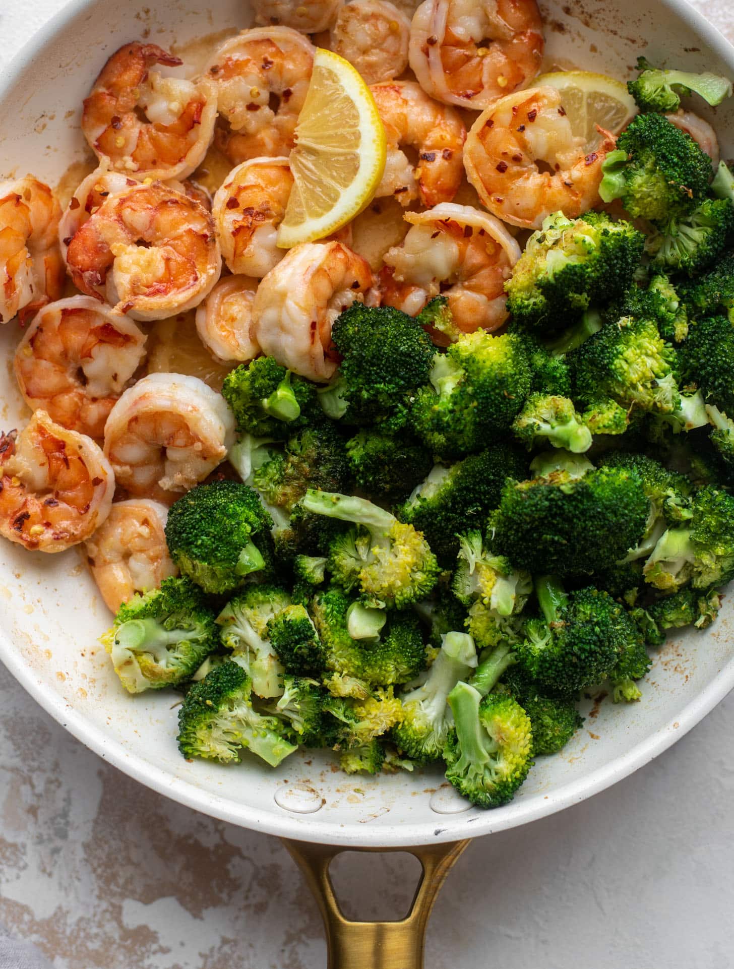 lemon butter shrimp and broccoli skillet