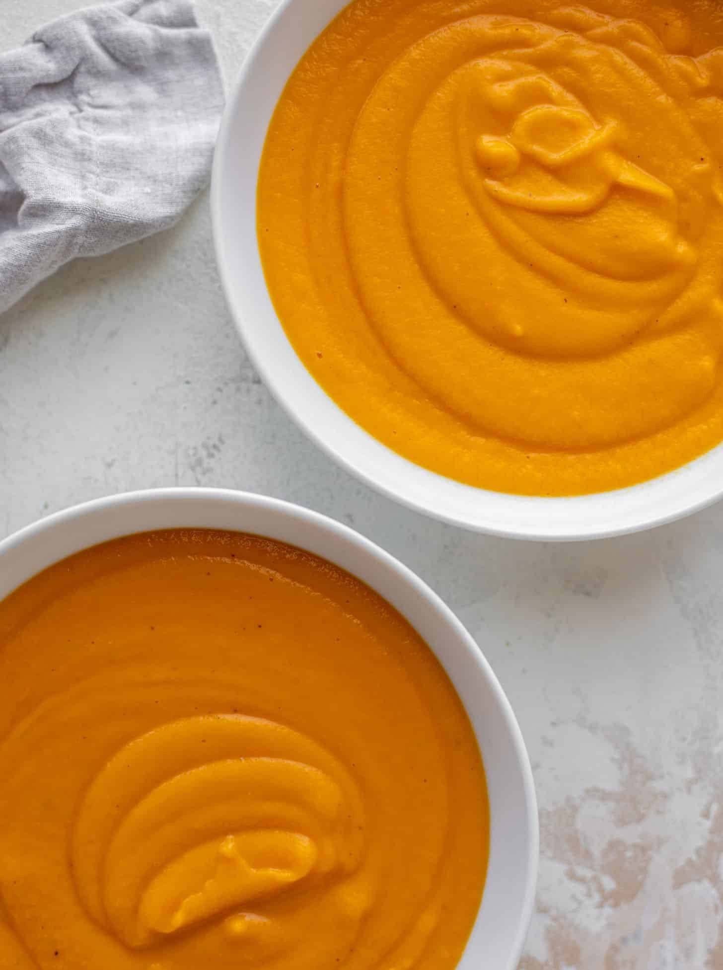 roasted carrot coconut soup