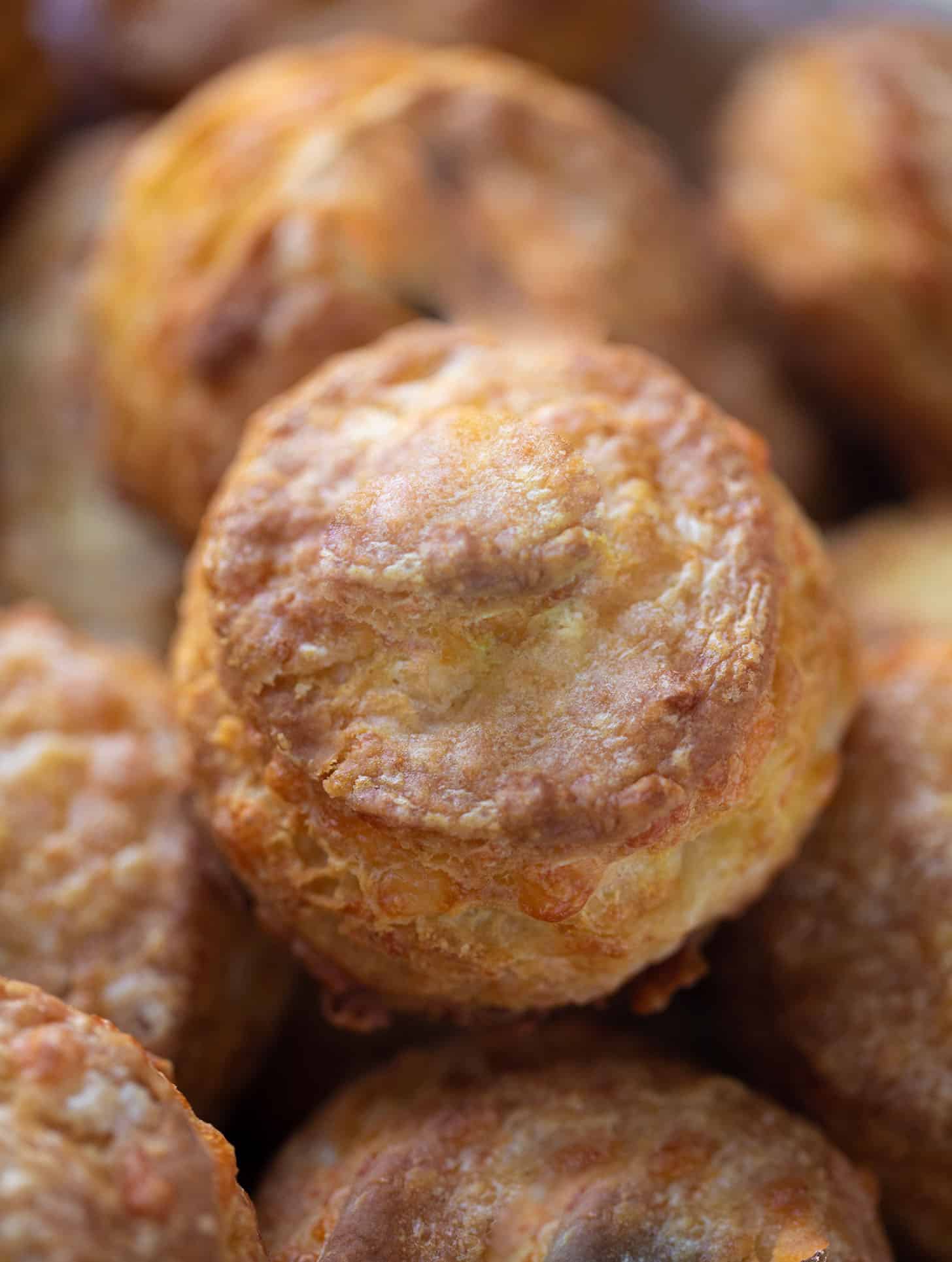 smoked cheddar sour cream biscuits