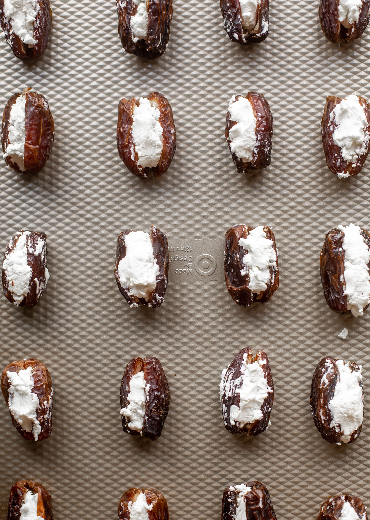 goat cheese stuffed dates