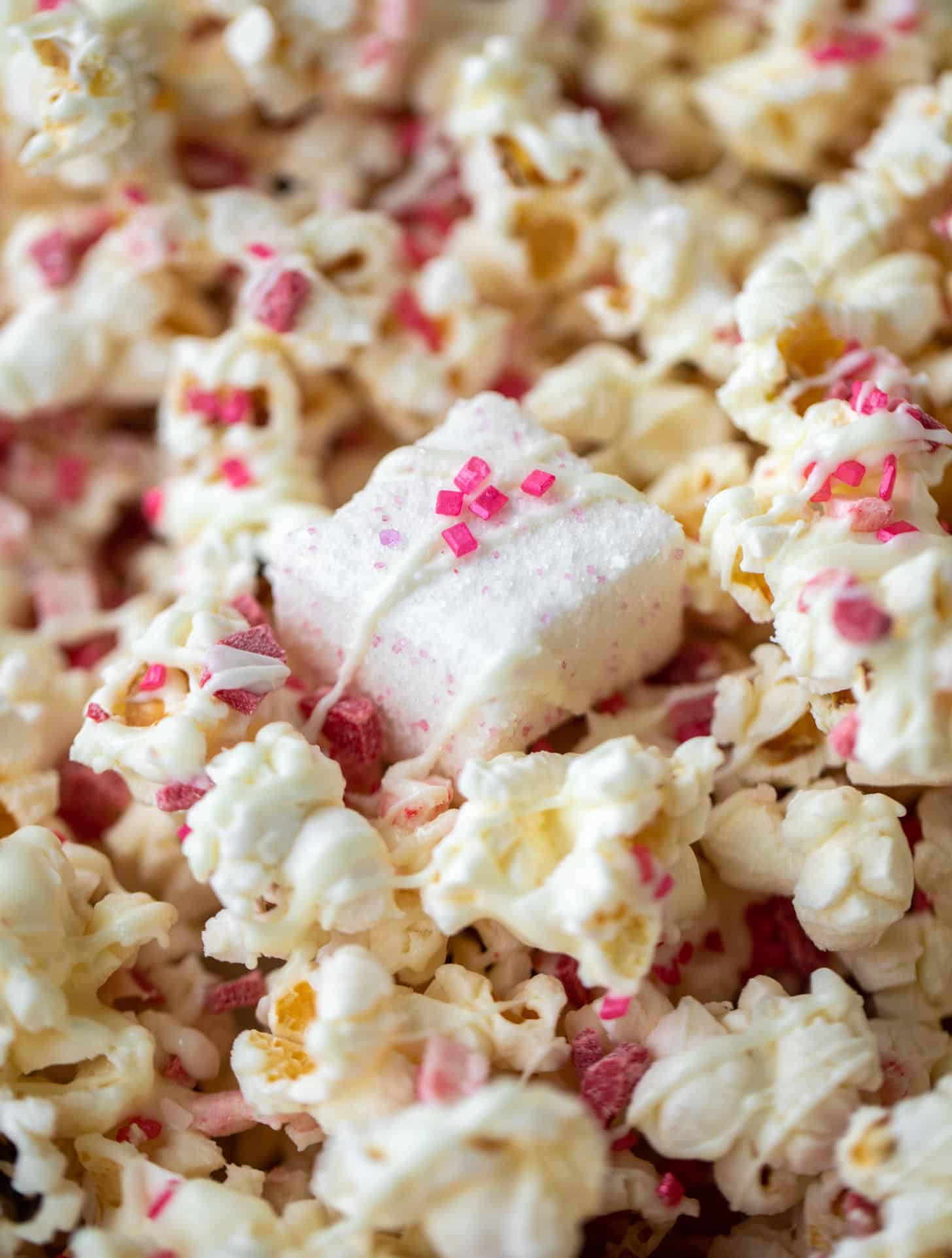 pink peppermint white chocolate popcorn