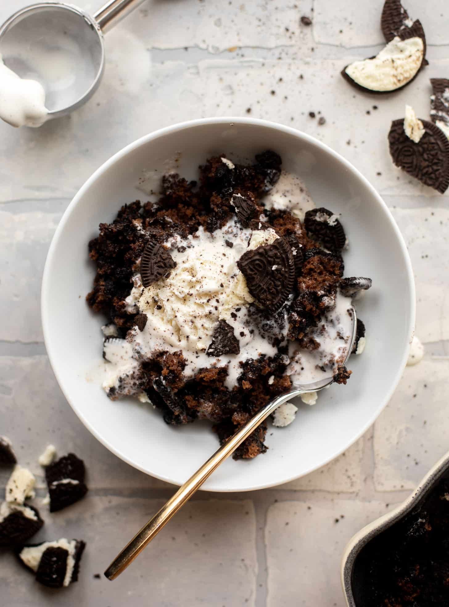 oreo chocolate cobbler